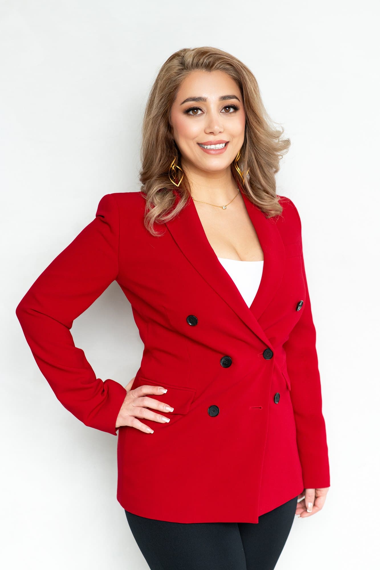Maryam Abbasnejad, Broker, Century 21 Heritage Group Ltd., Brokerage